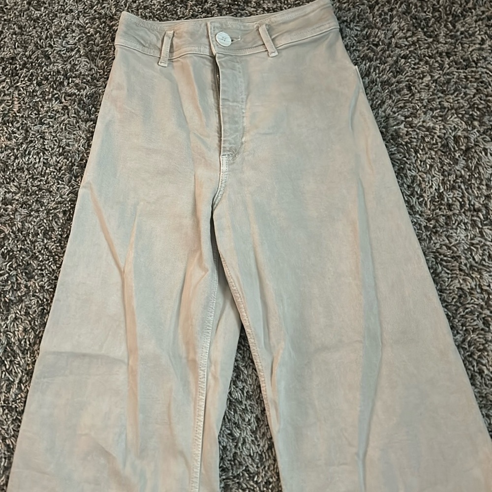 Zara tan jeans
size 2